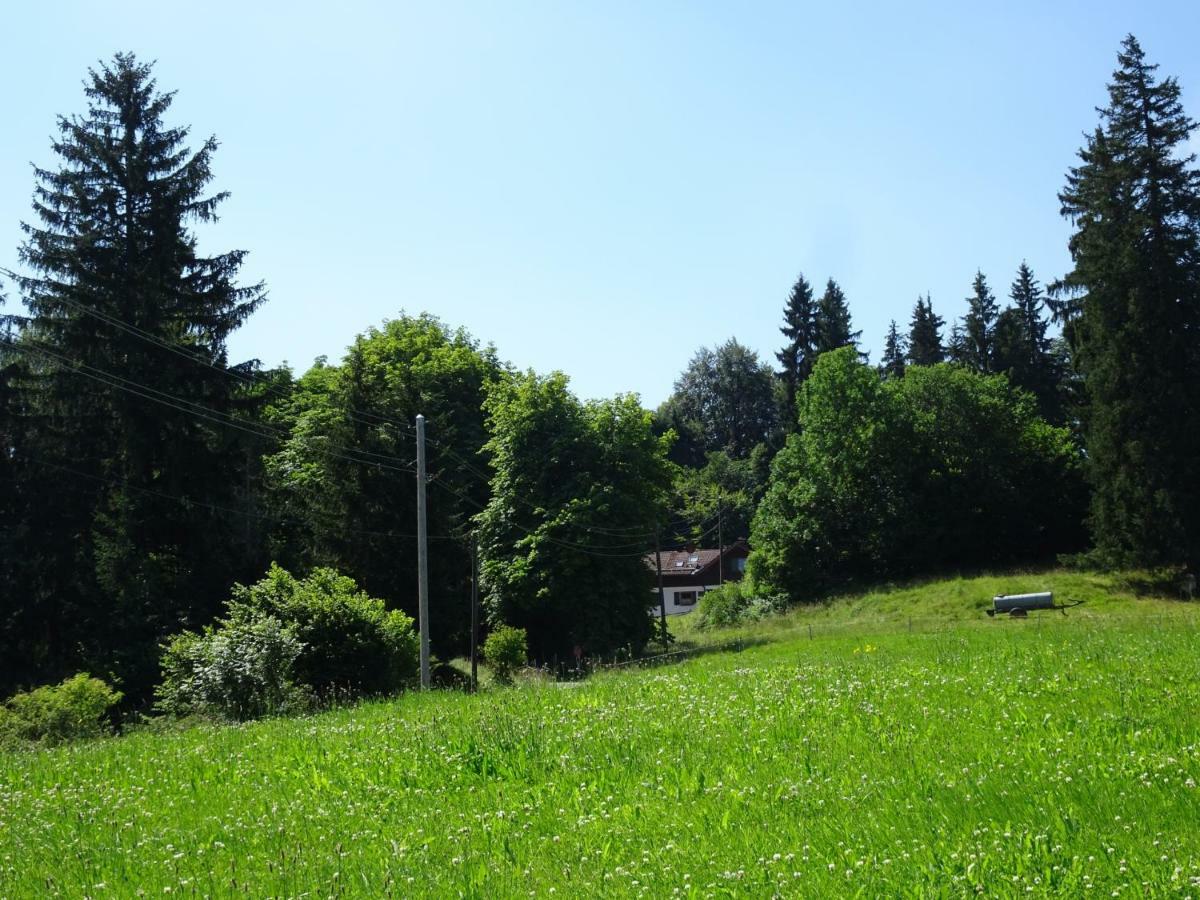 Villa Im Wald Roßhaupten 外观 照片